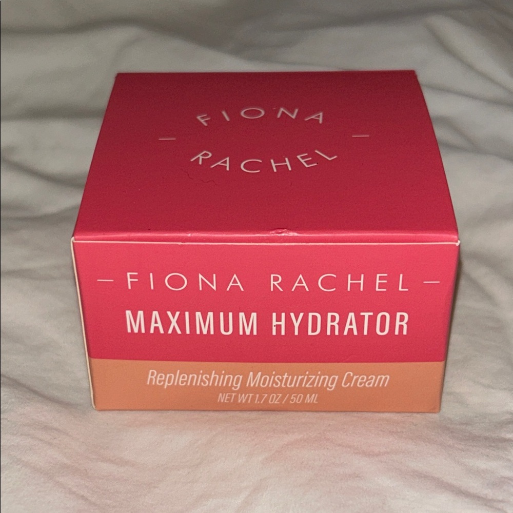 Moisturizing cream by Fiona Rachel maximum hydrator
